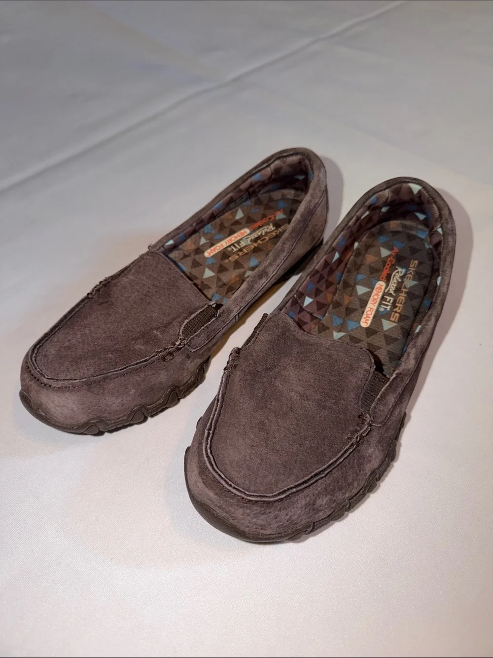 Skechers Relaxed Fit Memory Foam Loafer Brown Suede Shoes Women’s Size 6.5